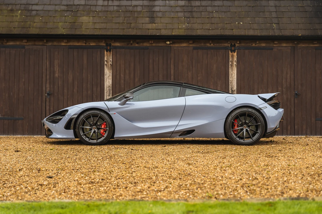 2018 McLaren 720S - Image 13 of 31