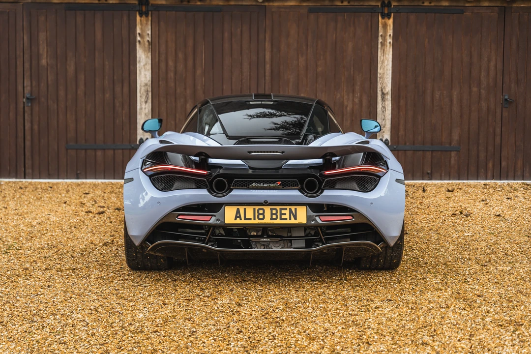 2018 McLaren 720S - Image 7 of 31