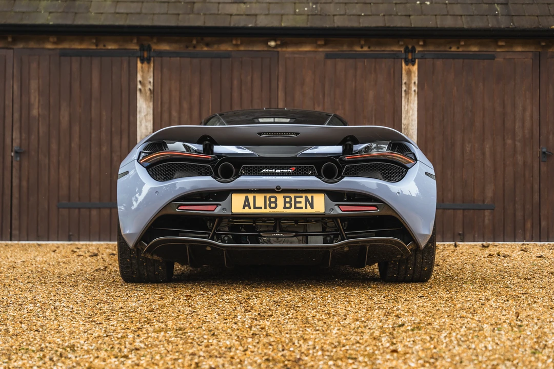 2018 McLaren 720S - Image 15 of 31