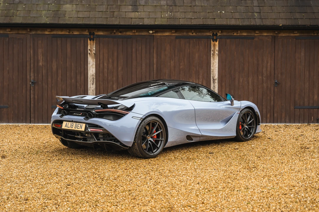 2018 McLaren 720S - Image 8 of 31