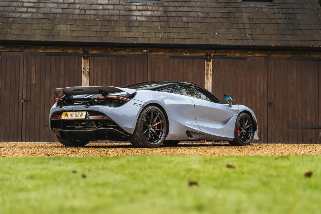 2018 McLaren 720S - Image 16 of 31