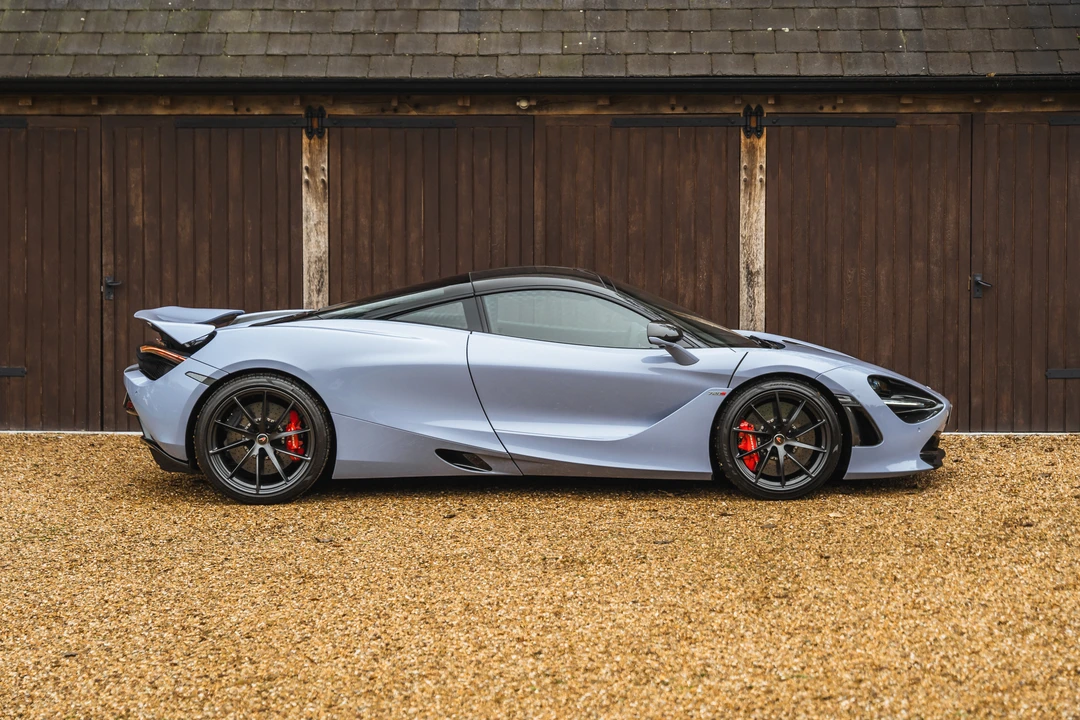 2018 McLaren 720S - Image 9 of 31