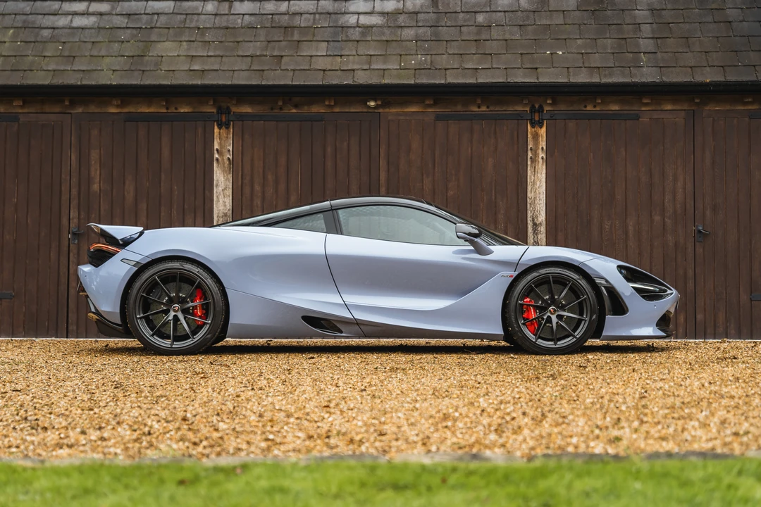 2018 McLaren 720S - Image 17 of 31