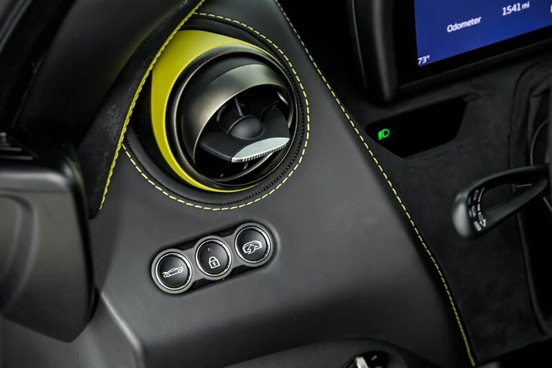 2018 McLaren 720S - Image 19 of 28