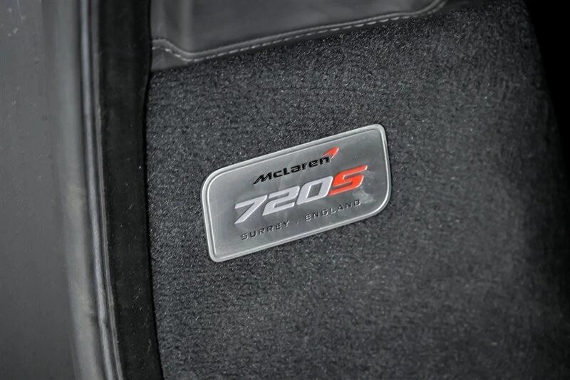 2018 McLaren 720S - Image 20 of 28