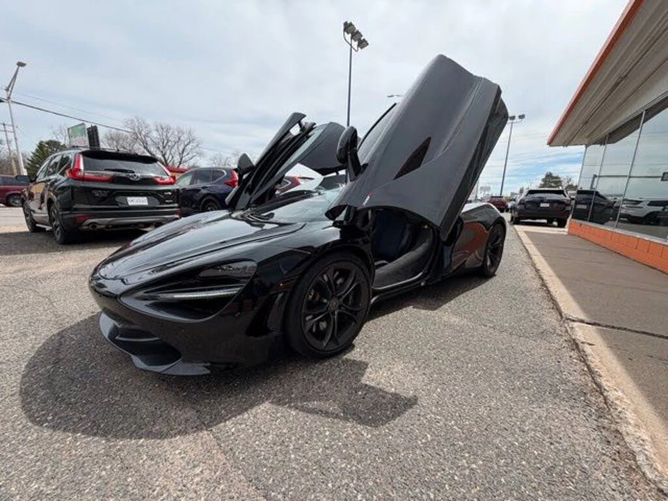 2018 McLaren 720S - Image 10 of 25