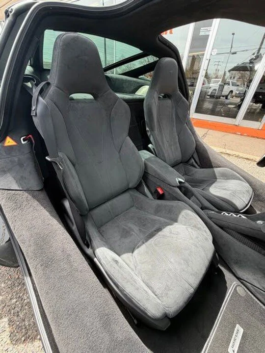 2018 McLaren 720S - Image 16 of 25