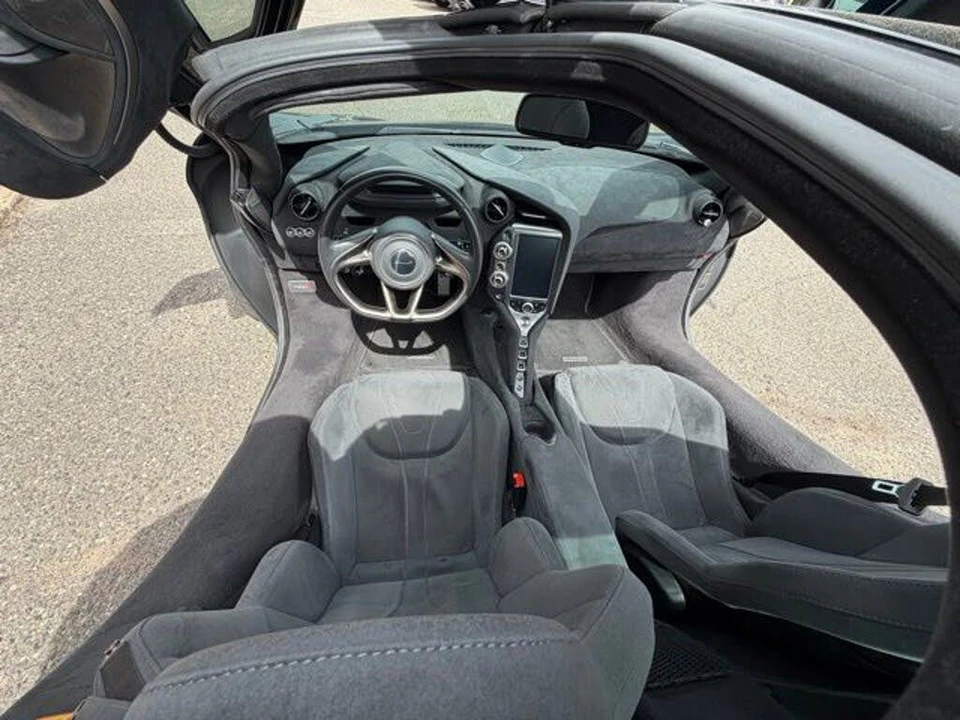 2018 McLaren 720S - Image 17 of 25