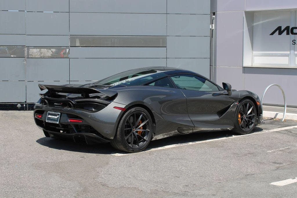 2018 McLaren 720S - Image 2 of 31