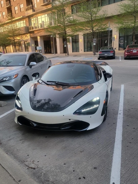 2018 McLaren 720S - Image 4 of 4