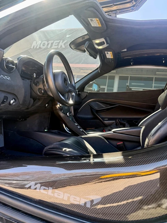 2018 McLaren 720S - Image 13 of 15