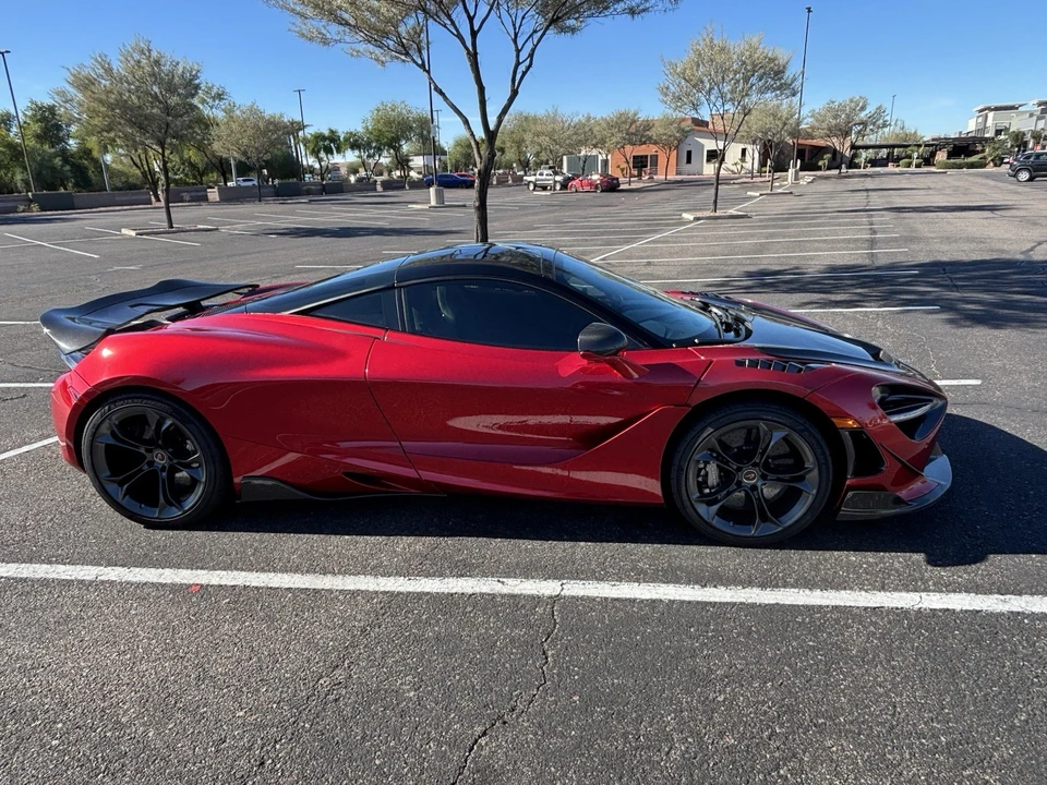 2018 McLaren 720S - Image 8 of 21