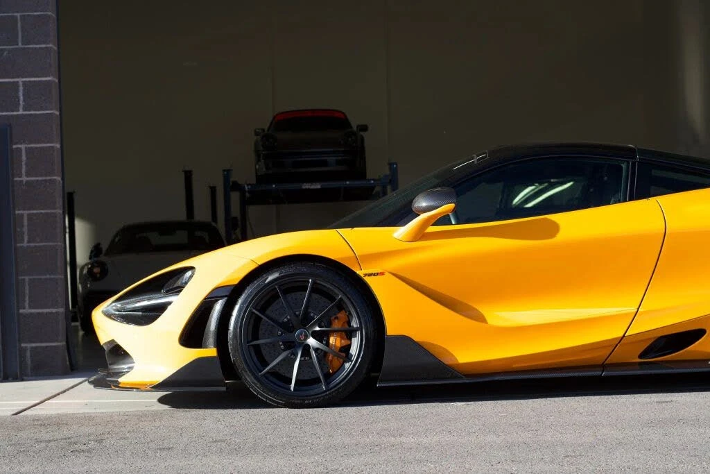 2018 McLaren 720S - Image 16 of 31