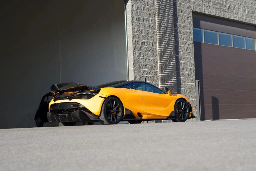 2018 McLaren 720S - Image 23 of 31
