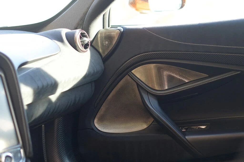 2018 McLaren 720S - Image 31 of 31