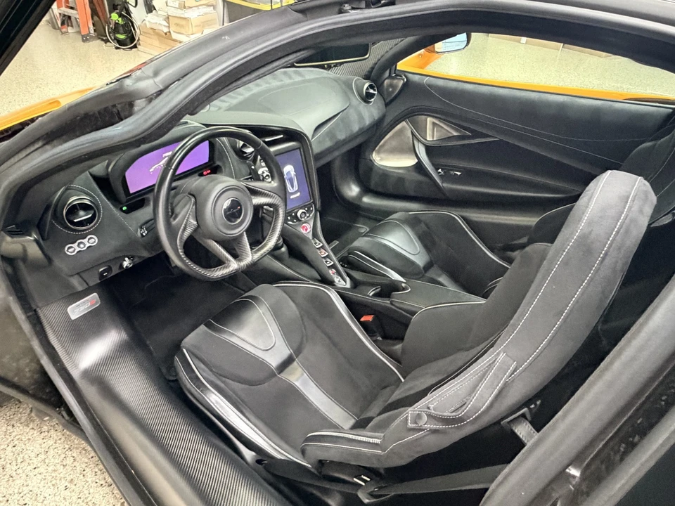 2018 McLaren 720S - Image 14 of 21
