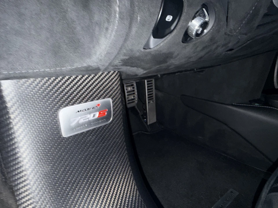 2018 McLaren 720S - Image 17 of 21