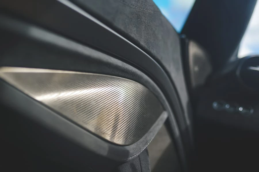 2018 McLaren 720S - Image 31 of 31