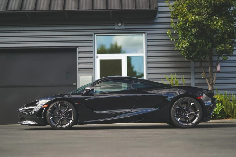 2018 McLaren 720S - Image 2 of 31
