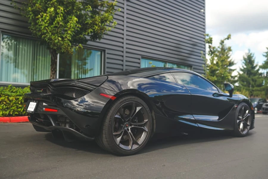 2018 McLaren 720S - Image 3 of 31