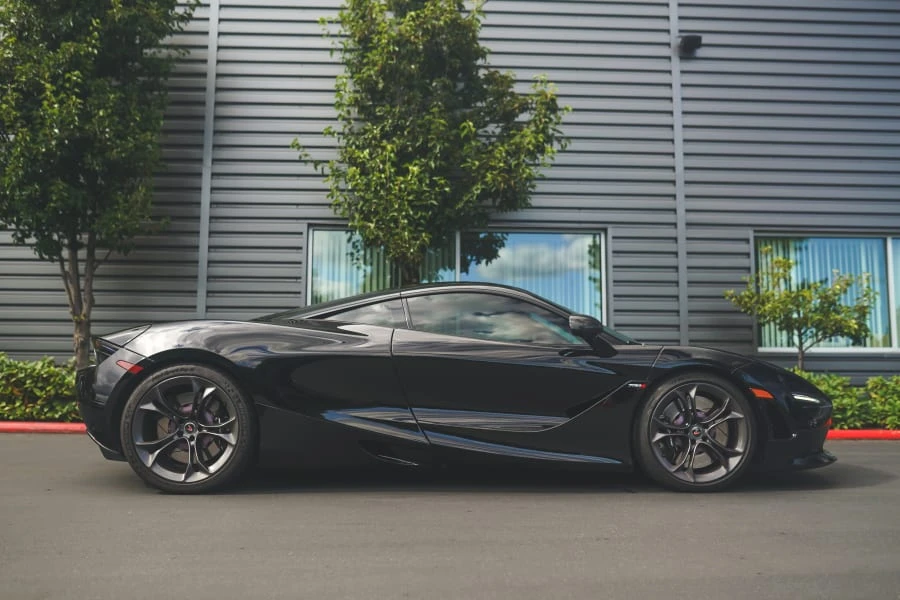 2018 McLaren 720S - Image 18 of 31