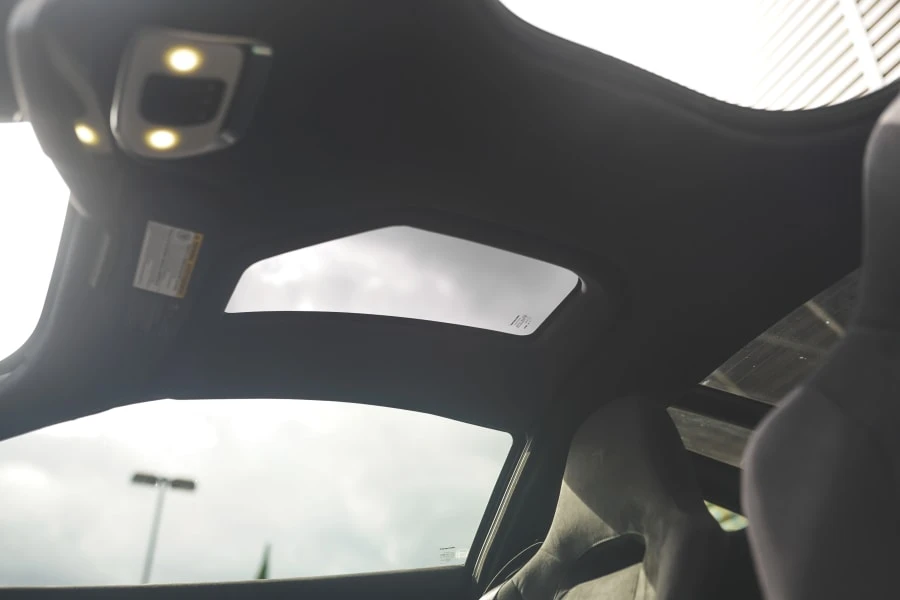 2018 McLaren 720S - Image 28 of 31