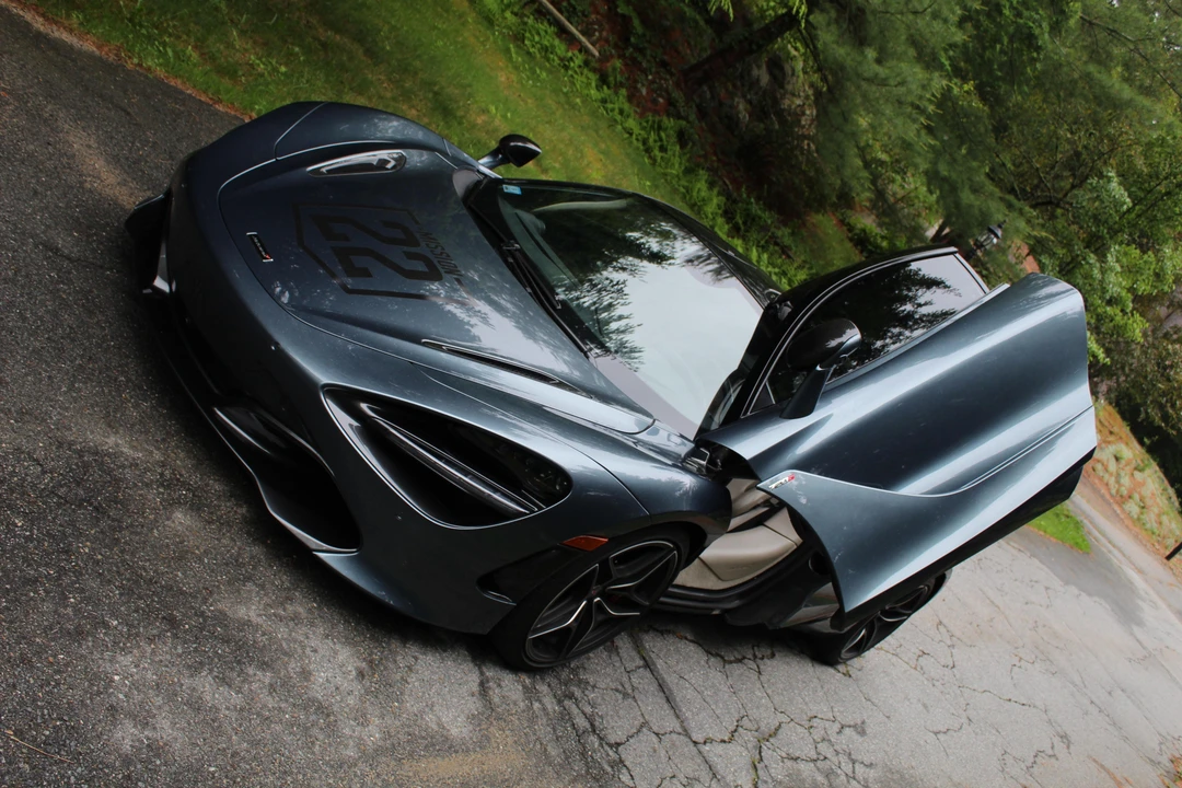 2018 McLaren 720S - Image 8 of 31