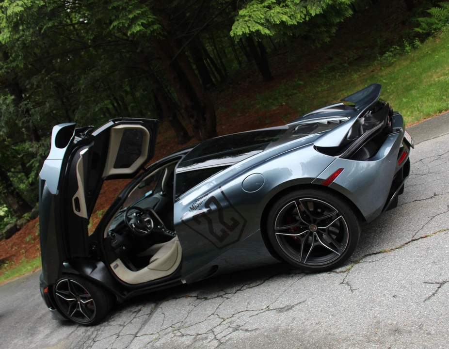 2018 McLaren 720S - Image 9 of 31