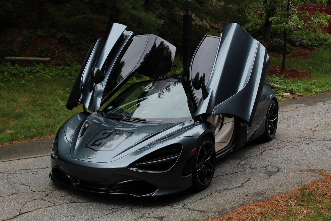 2018 McLaren 720S - Image 7 of 31