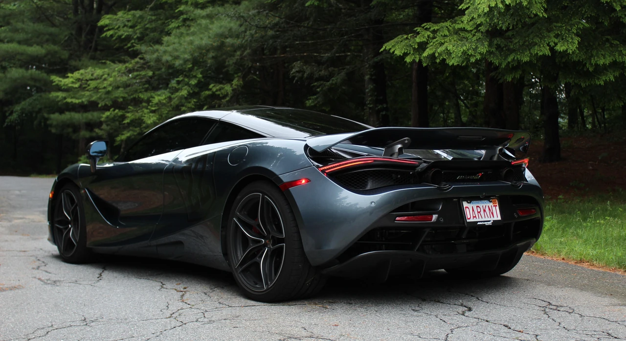 2018 McLaren 720S - Image 15 of 31