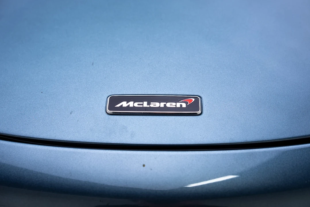 2018 McLaren 720S - Image 10 of 21