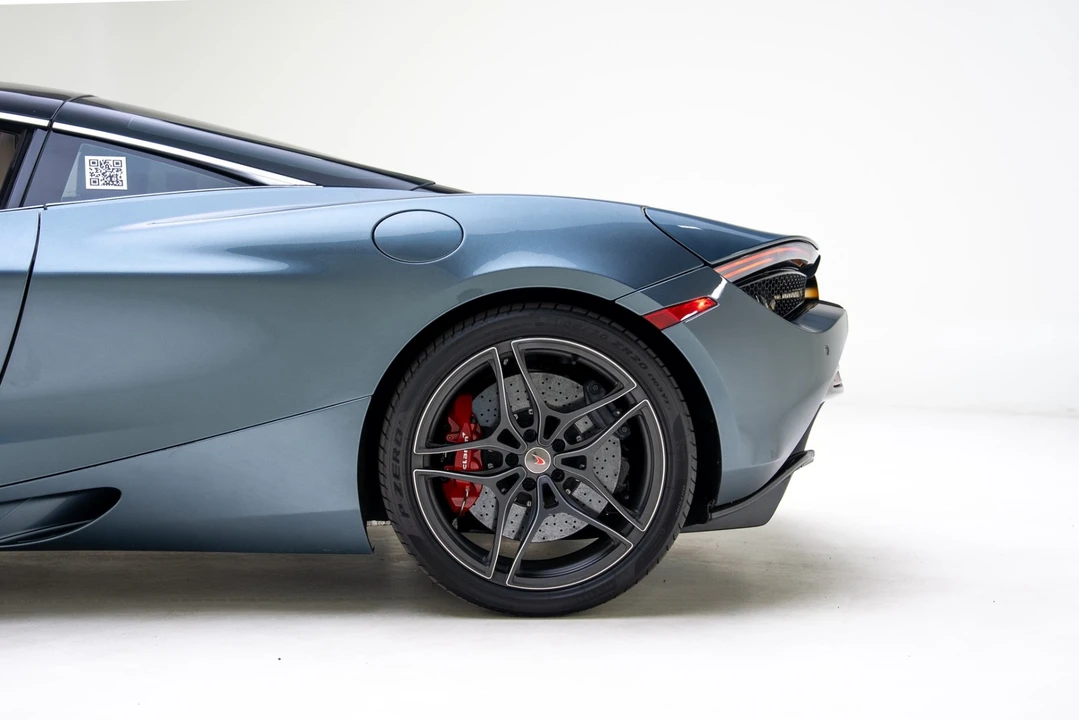 2018 McLaren 720S - Image 18 of 21