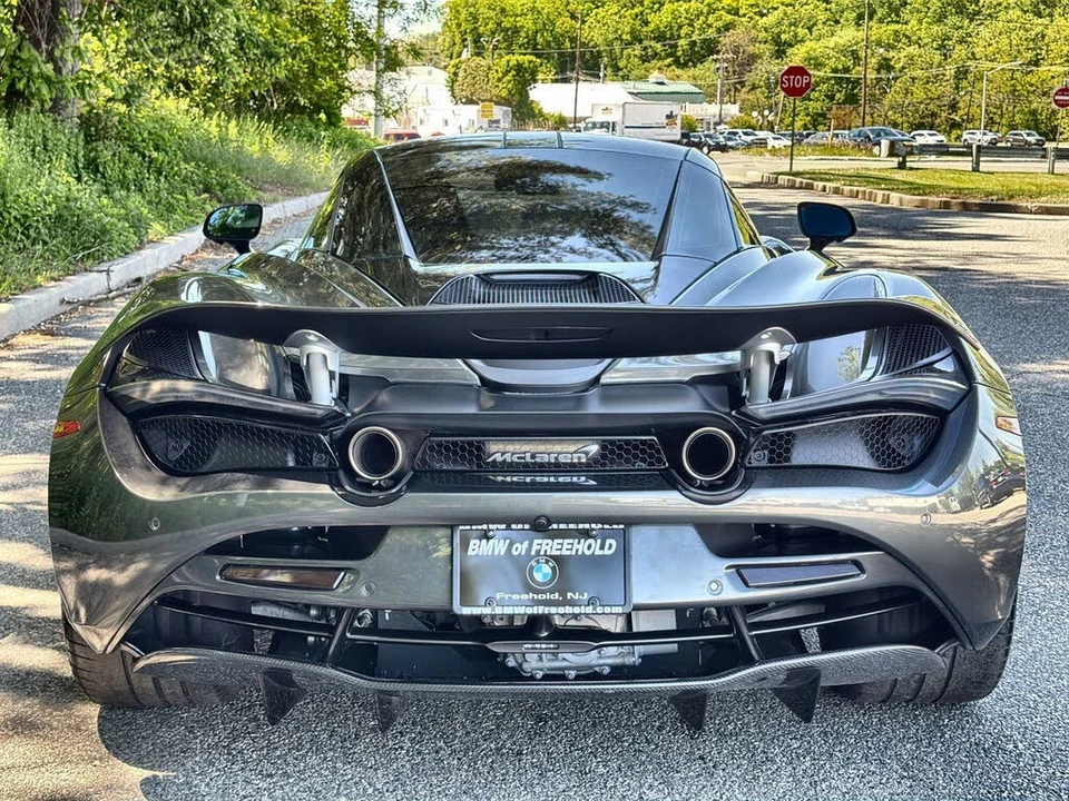 2018 McLaren 720S - Image 14 of 31