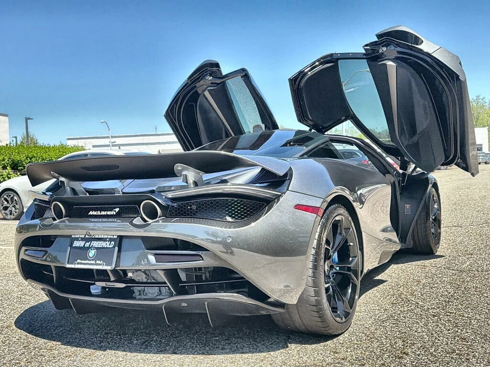 2018 McLaren 720S - Image 31 of 31
