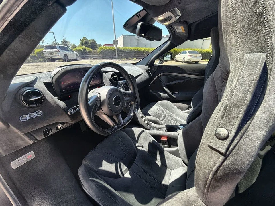 2018 McLaren 720S - Image 11 of 31