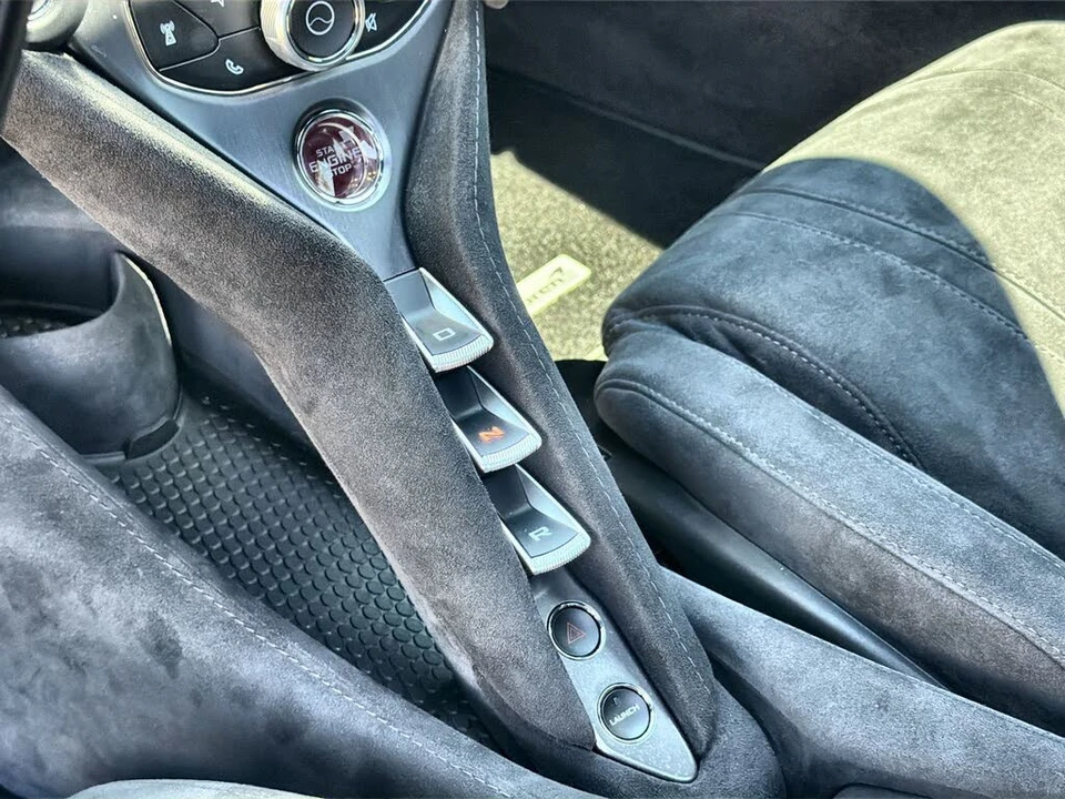 2018 McLaren 720S - Image 26 of 31