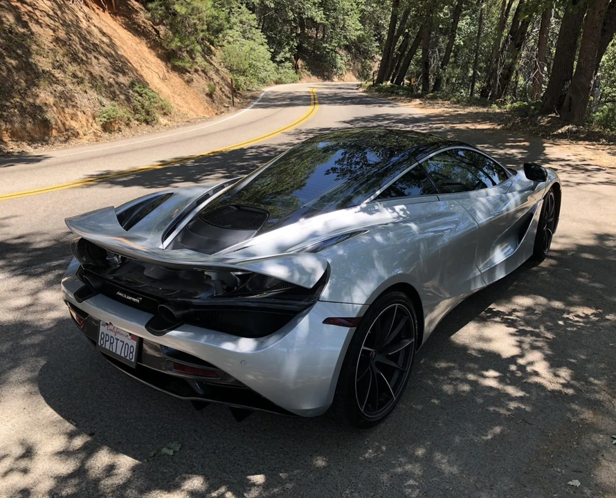 2018 McLaren 720S - Image 22 of 31
