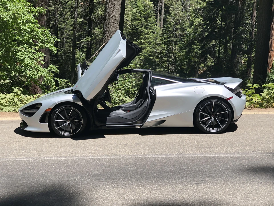2018 McLaren 720S - Image 16 of 31