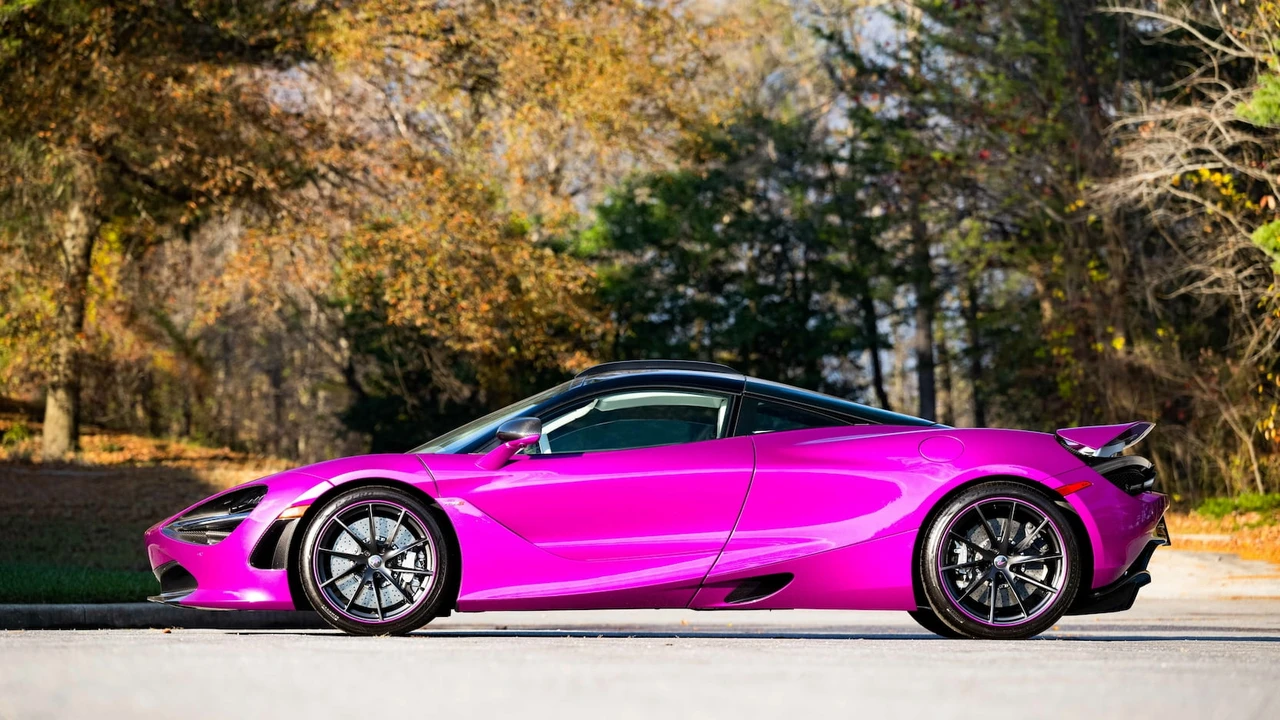 2018 McLaren 720S - Image 2 of 31