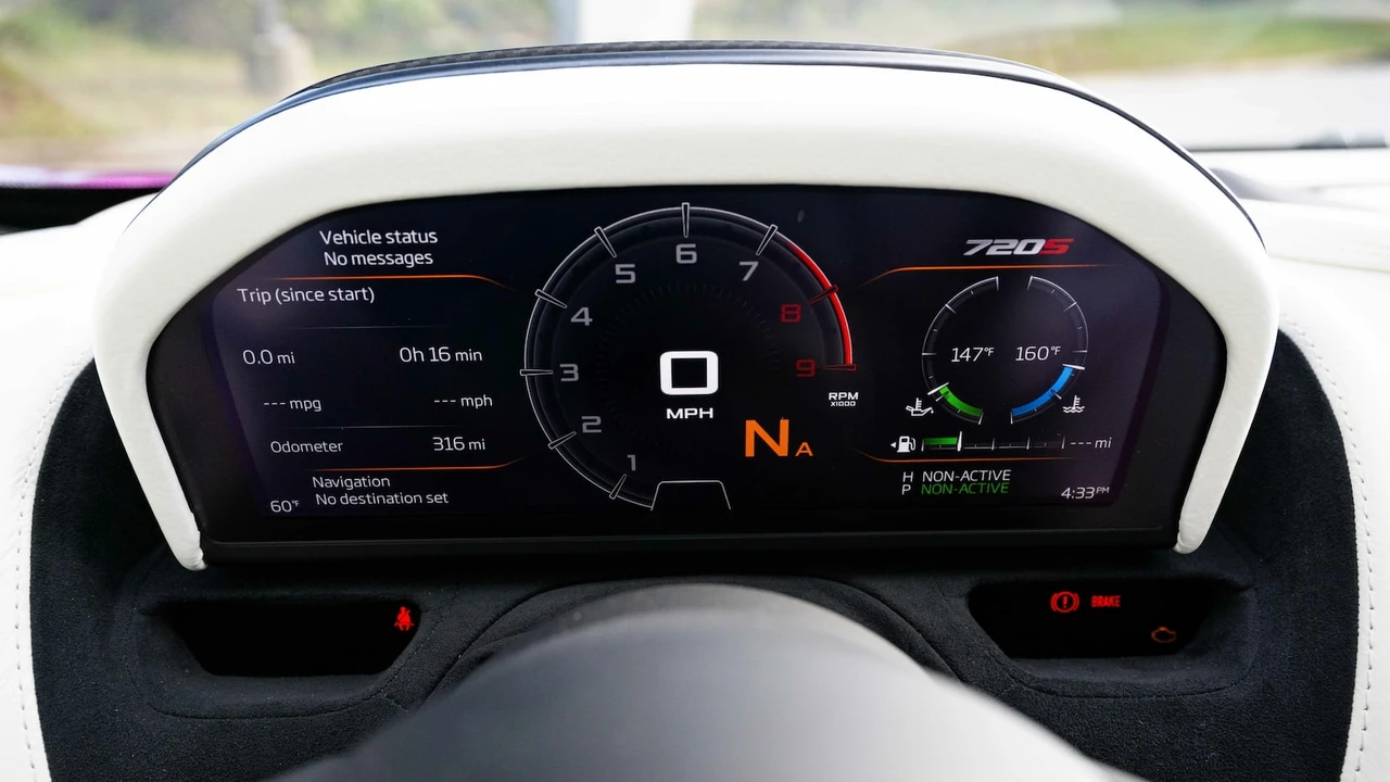 2018 McLaren 720S - Image 29 of 31