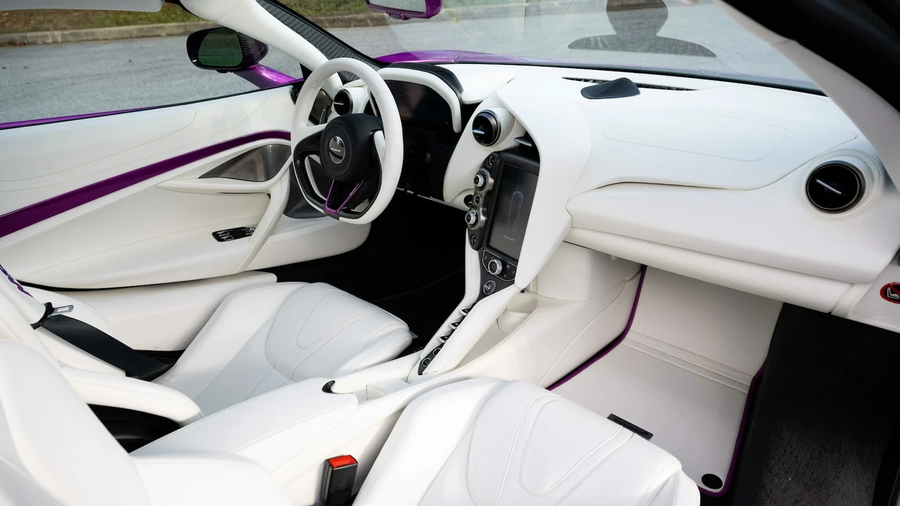 2018 McLaren 720S - Image 5 of 31