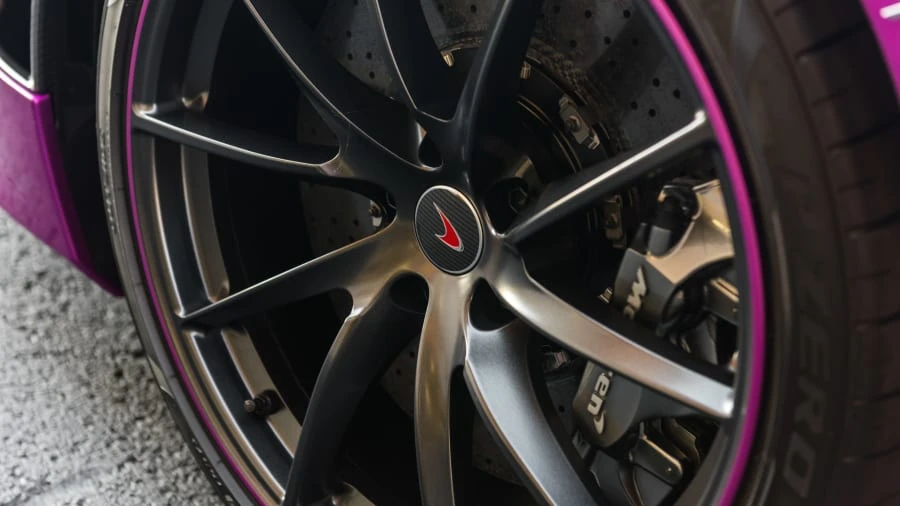 2018 McLaren 720S - Image 19 of 20