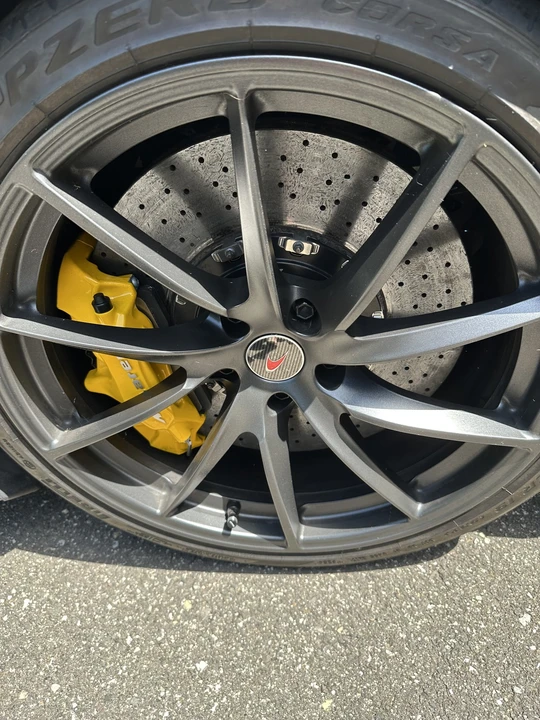 2018 McLaren 720S - Image 8 of 18