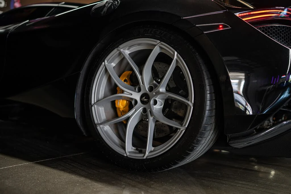 2018 McLaren 720S - Image 15 of 23