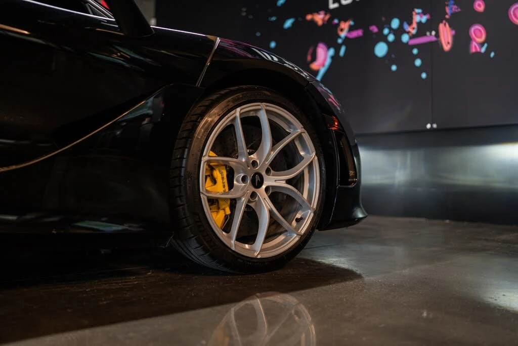 2018 McLaren 720S - Image 16 of 23