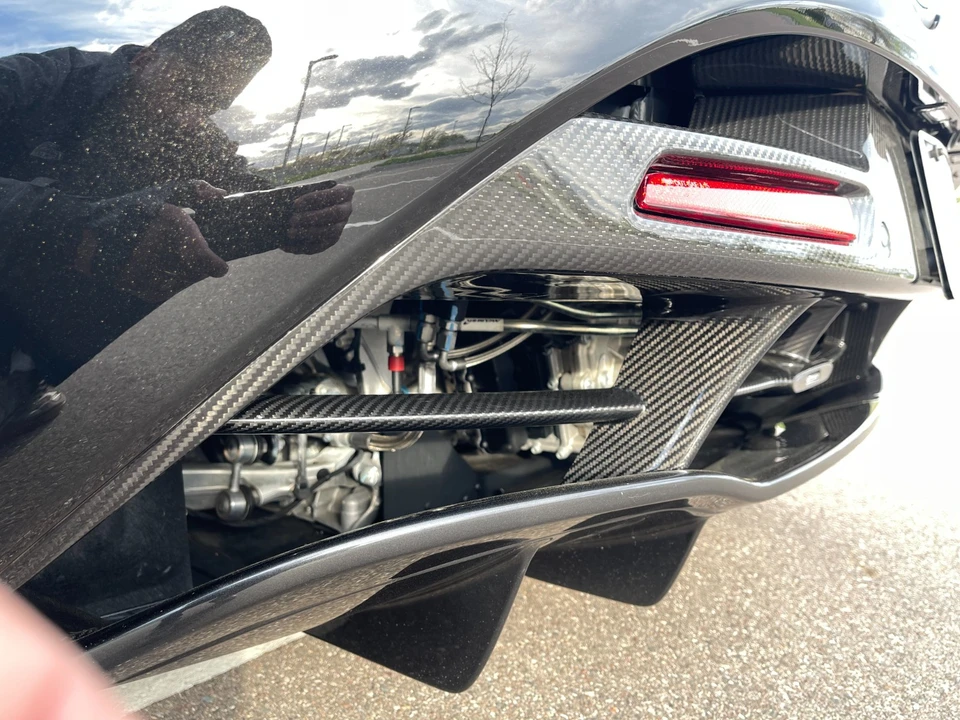2018 McLaren 720S - Image 19 of 31