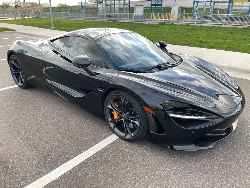 2018 McLaren 720S - Image 8 of 31