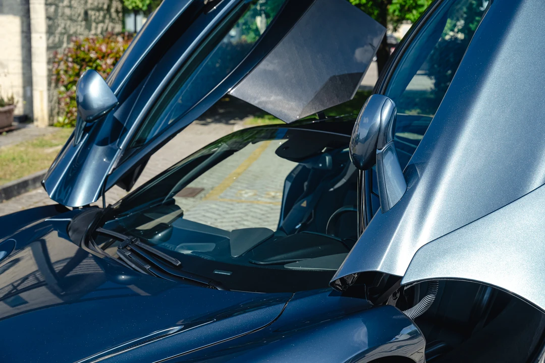 2018 McLaren 720S - Image 18 of 31