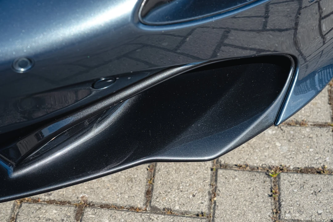 2018 McLaren 720S - Image 28 of 31