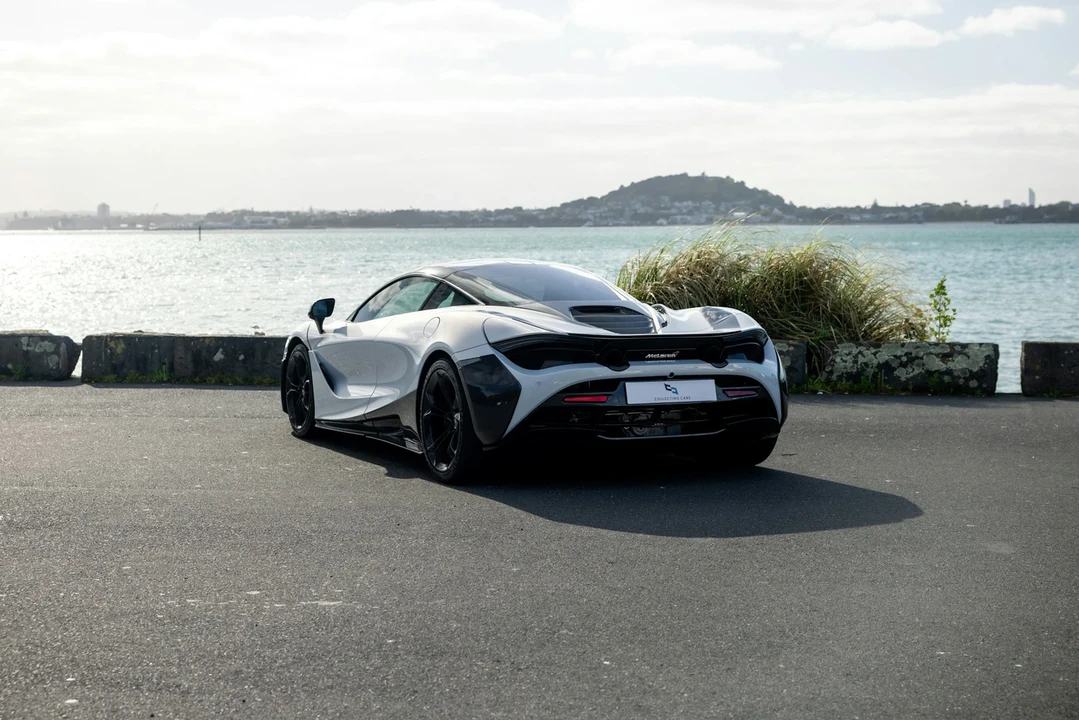 2018 McLaren 720S - Image 5 of 21